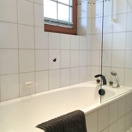 Alpenland アパート