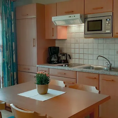 Alpenland アパート