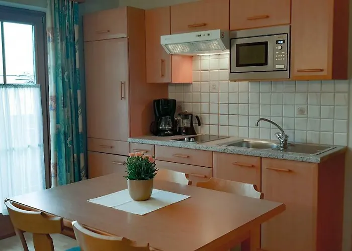 Alpenland アパート